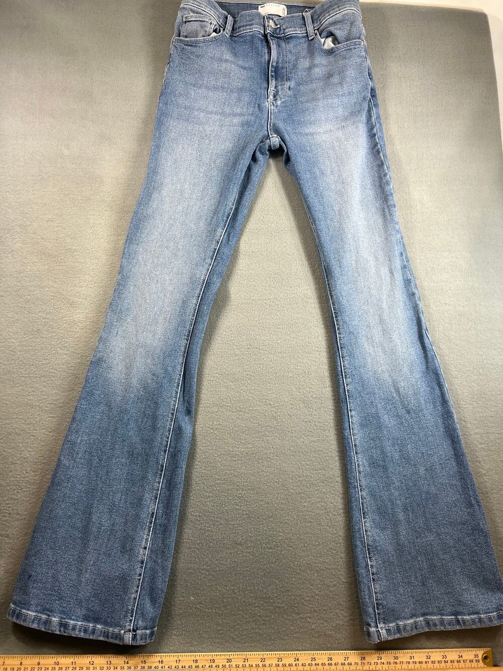 American Eagle Outfitters High-Rise Flare Jeans Blue Denim Medium Wash Women’s